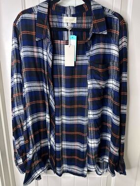 NWT Mello Day Navy Plaid Button-Down Shirt
